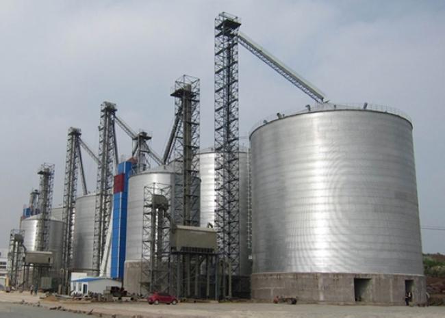 自贡大型钢板库构造参数及水泥储存质量